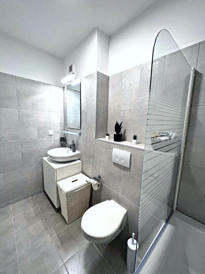 Panoramic Forest View Apartment Dumbravita  Екстер'єр фото