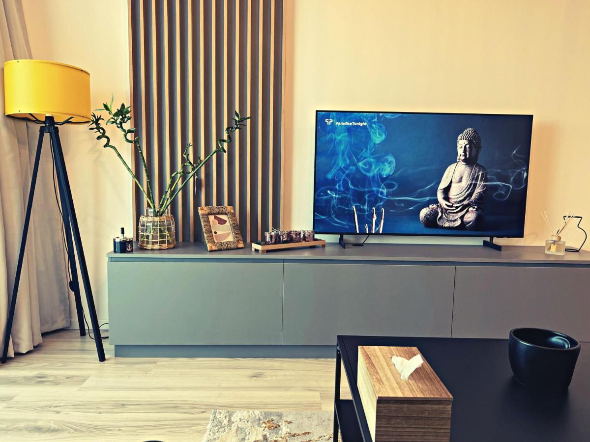 Panoramic Forest View Apartment Dumbravita  Екстер'єр фото