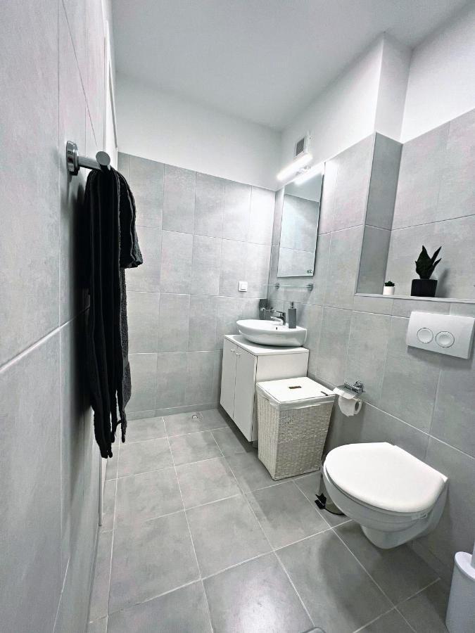 Panoramic Forest View Apartment Dumbravita  Екстер'єр фото